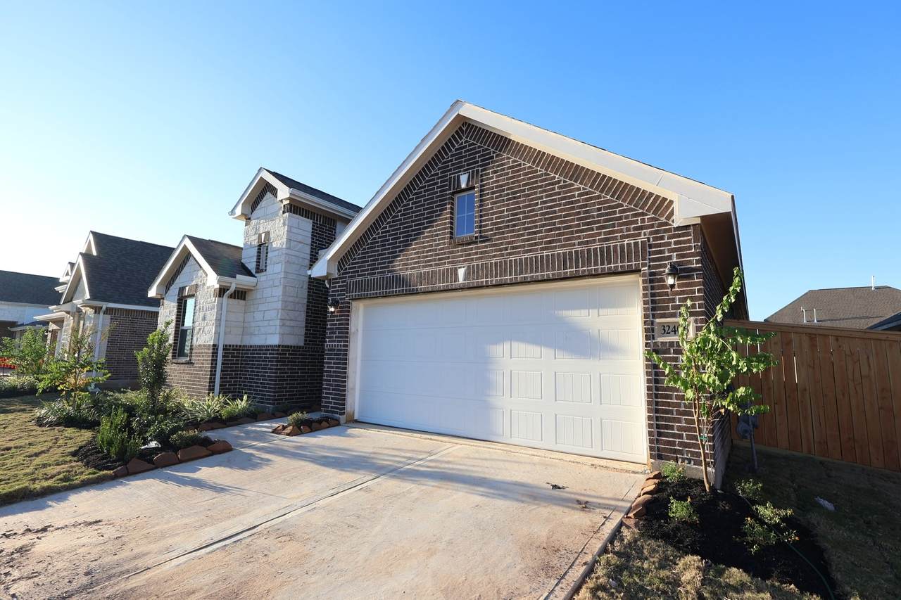 32406 Cedar Elm Drive - Photo 1