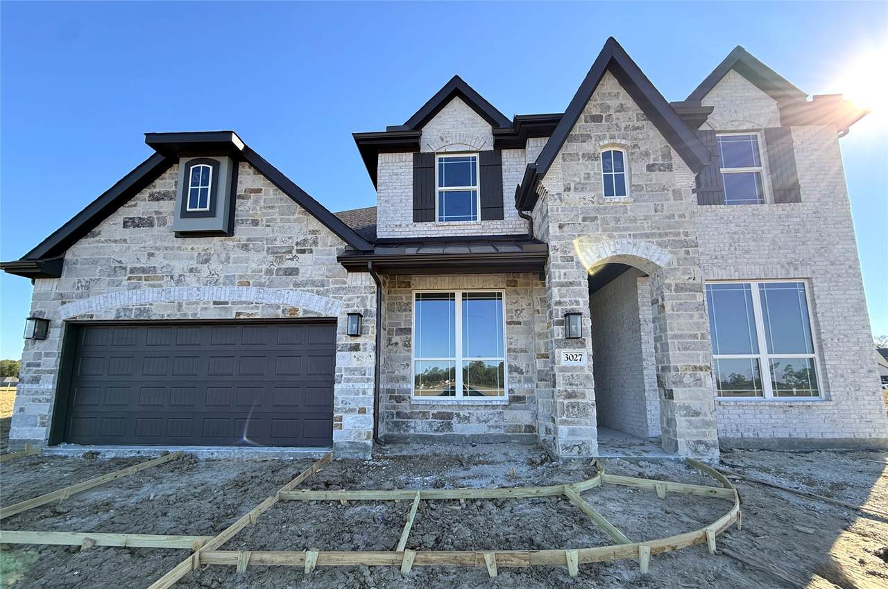 3027 Matador Ranch Trail - Photo 1