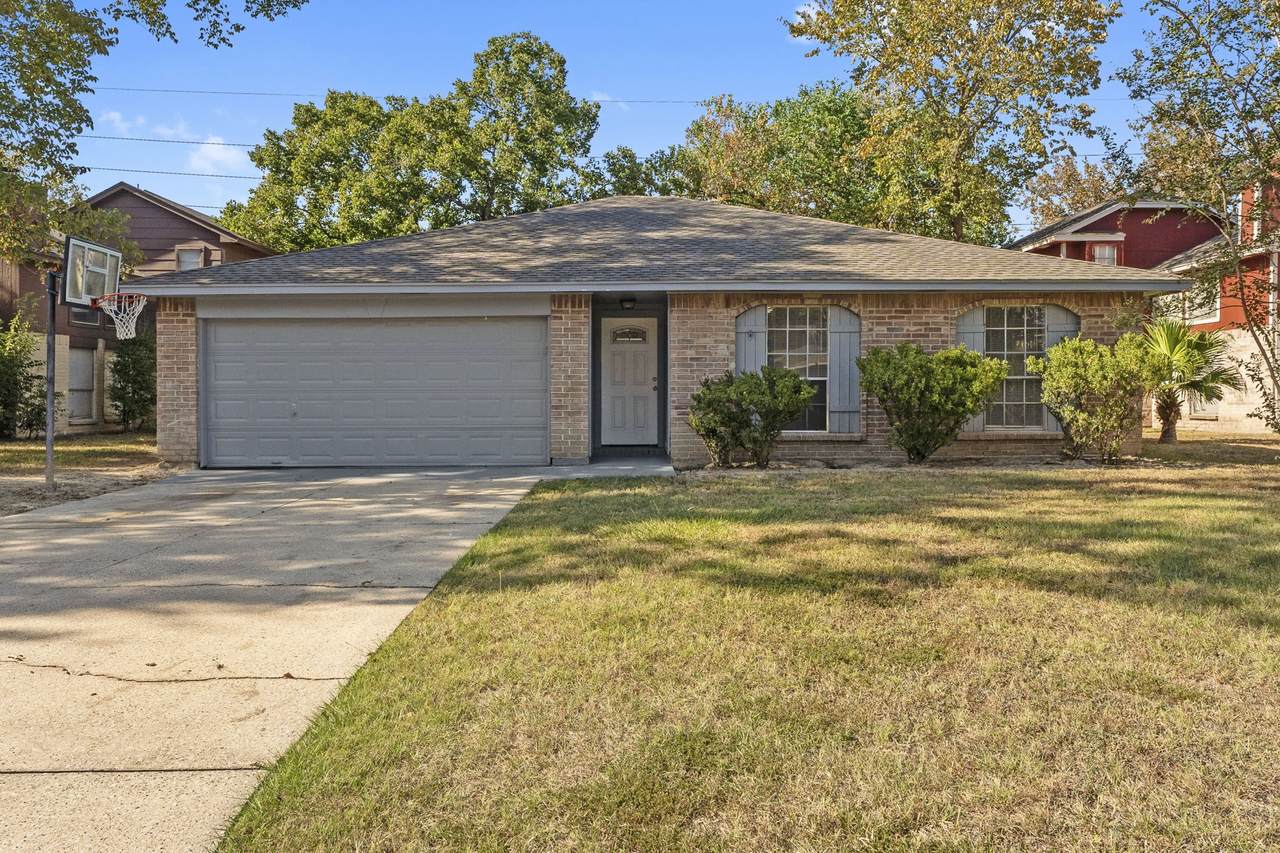 4907 Tealgate Drive - Photo 1