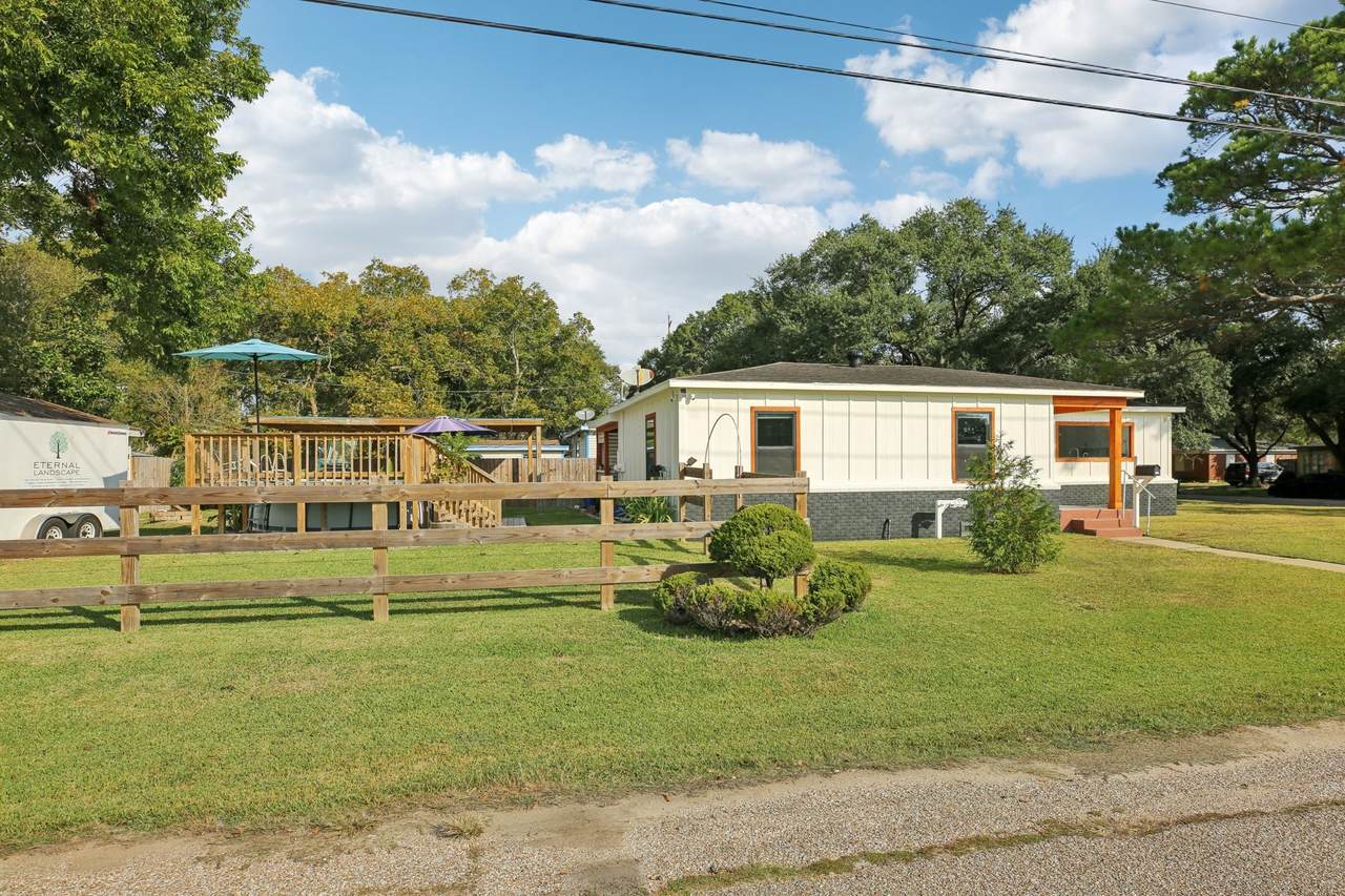 1506 Colorado Avenue - Photo 1