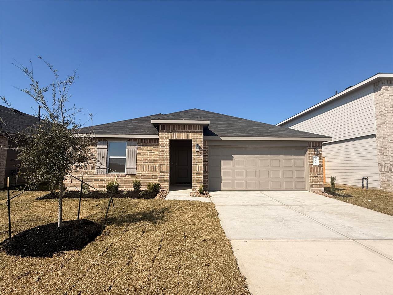 623 Meadowknowll Drive - Photo 1