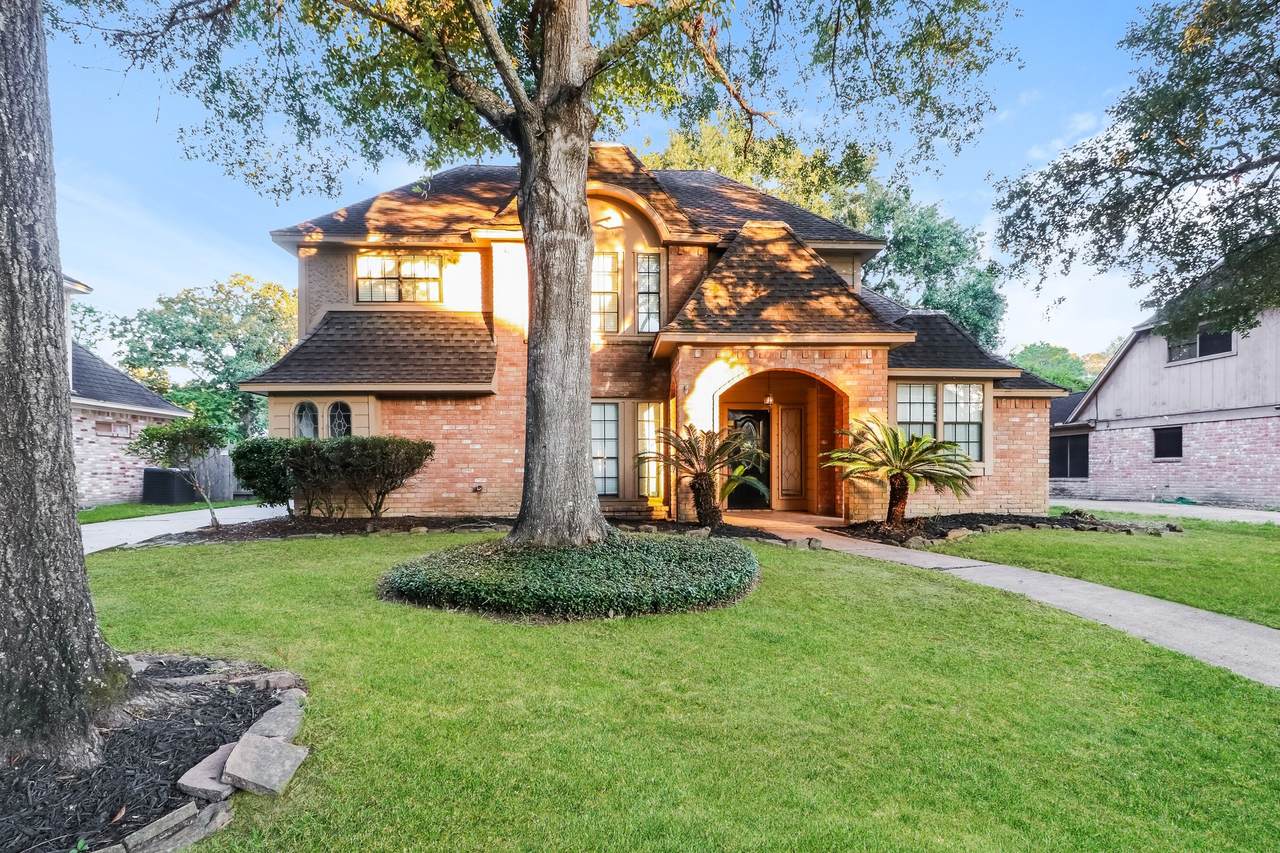 5319 Mulberry Grove Drive - Photo 1