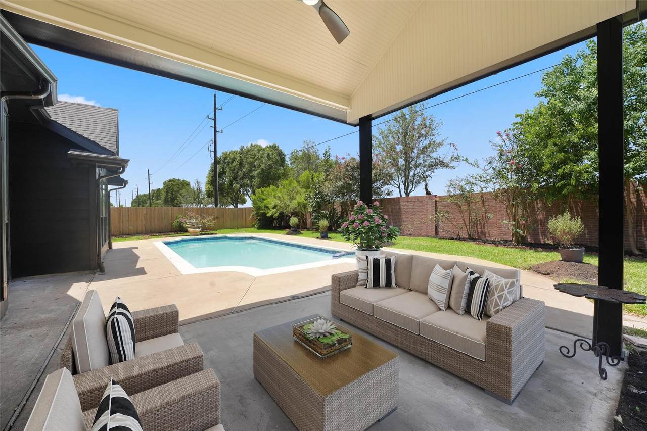 5703 Ashbury Trails Court - Photo 1