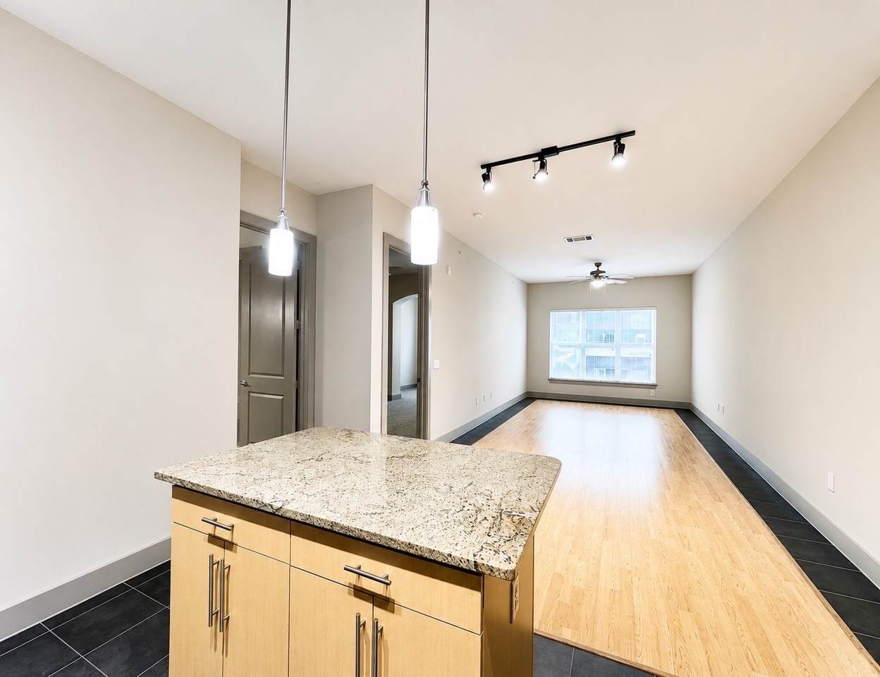 3660 Richmond St Avenue - Photo 1