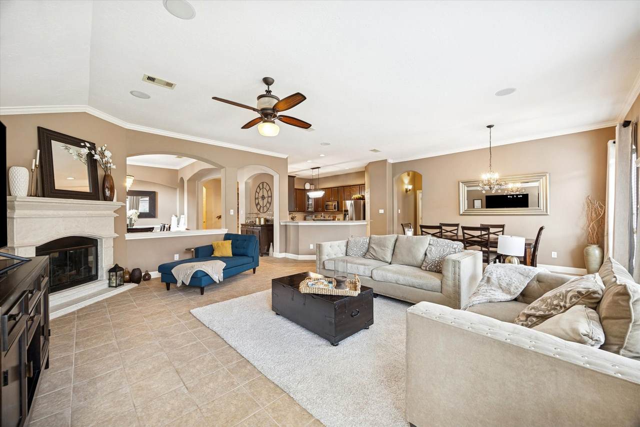 6315 Oakmont Creek Drive - Photo 1