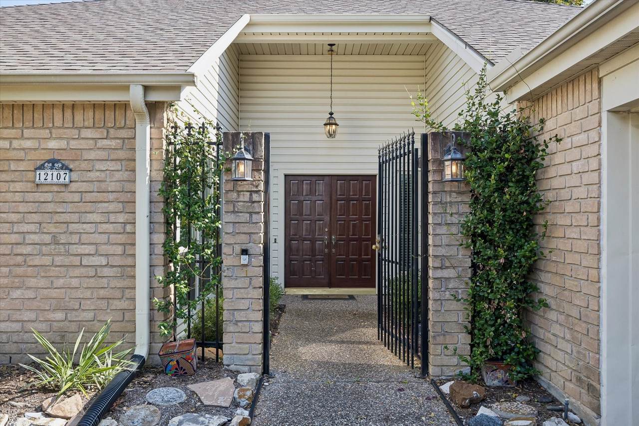12107 Burgoyne Drive - Photo 1