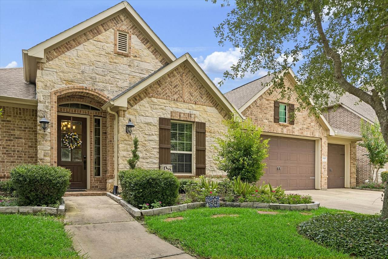 8810 Purdy Crescent Trail - Photo 1