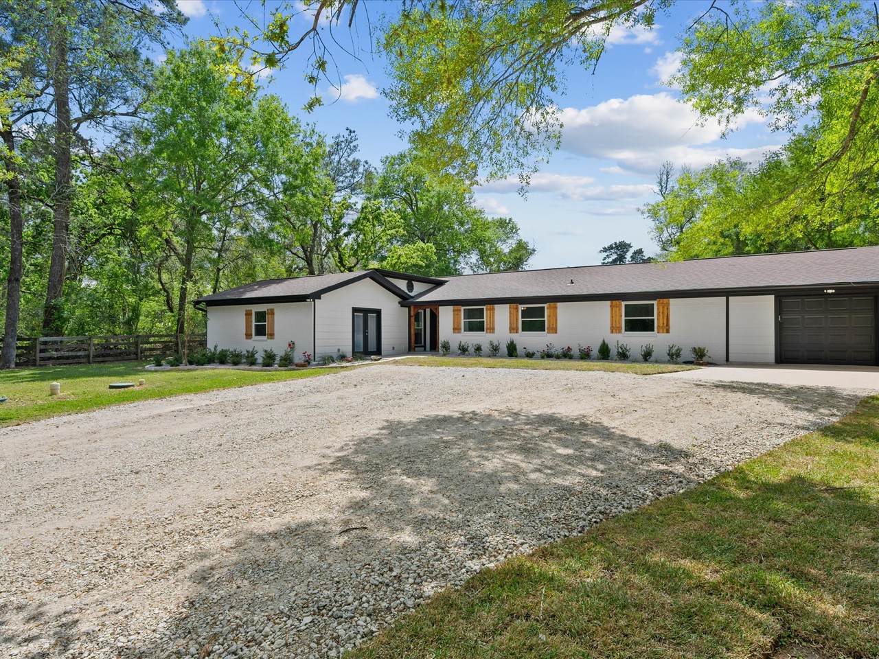 26527 Bayou Tesch Drive - Photo 1