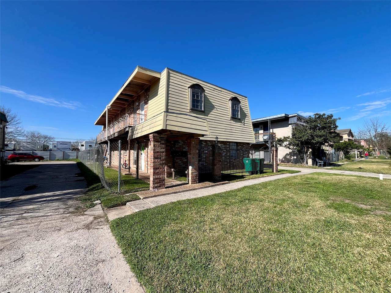 1042 Village Court - Photo 1