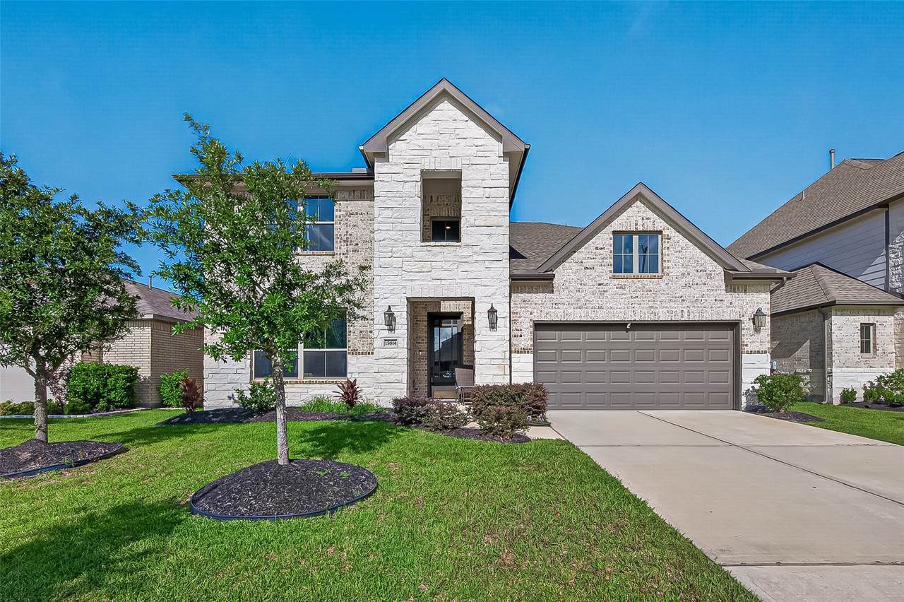 15814 Dutton Pines Drive - Photo 1