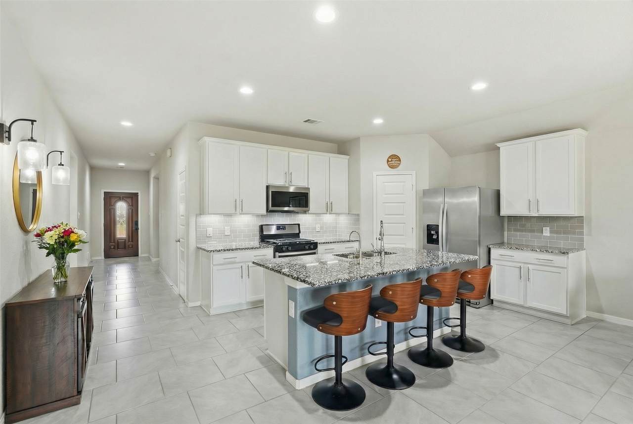 3515 Windham Way - Photo 1