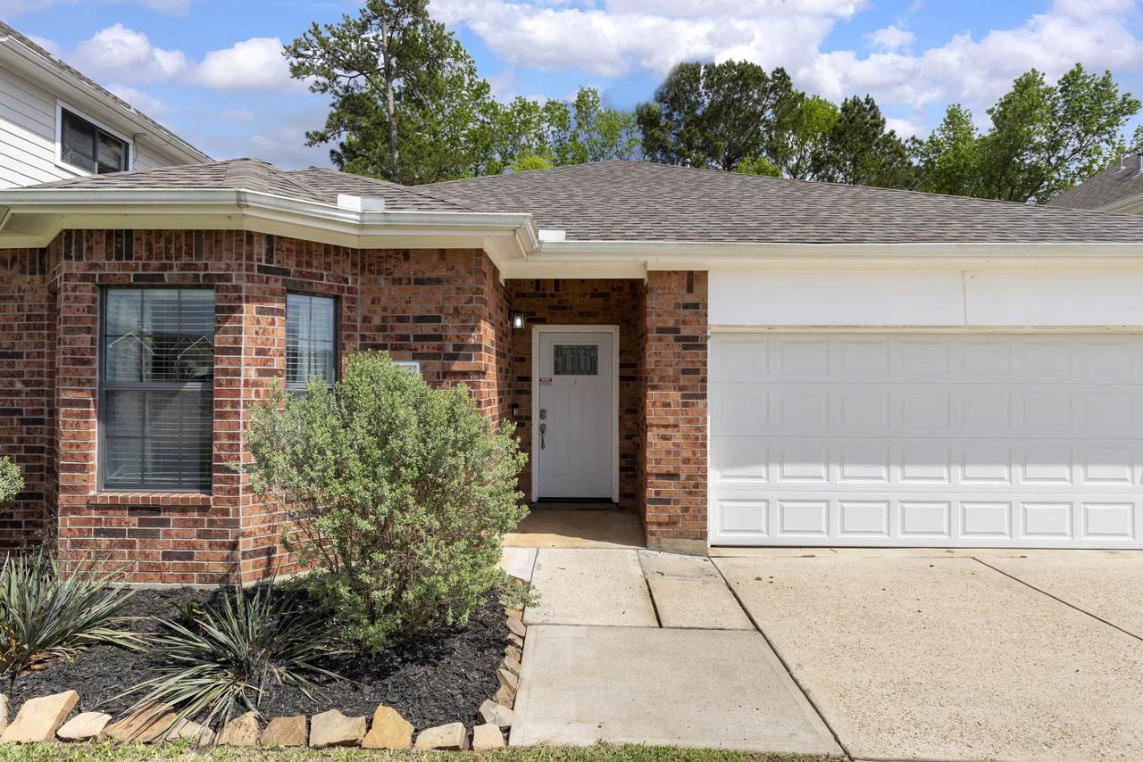 8022 Tarrytown Crossing Drive - Photo 1