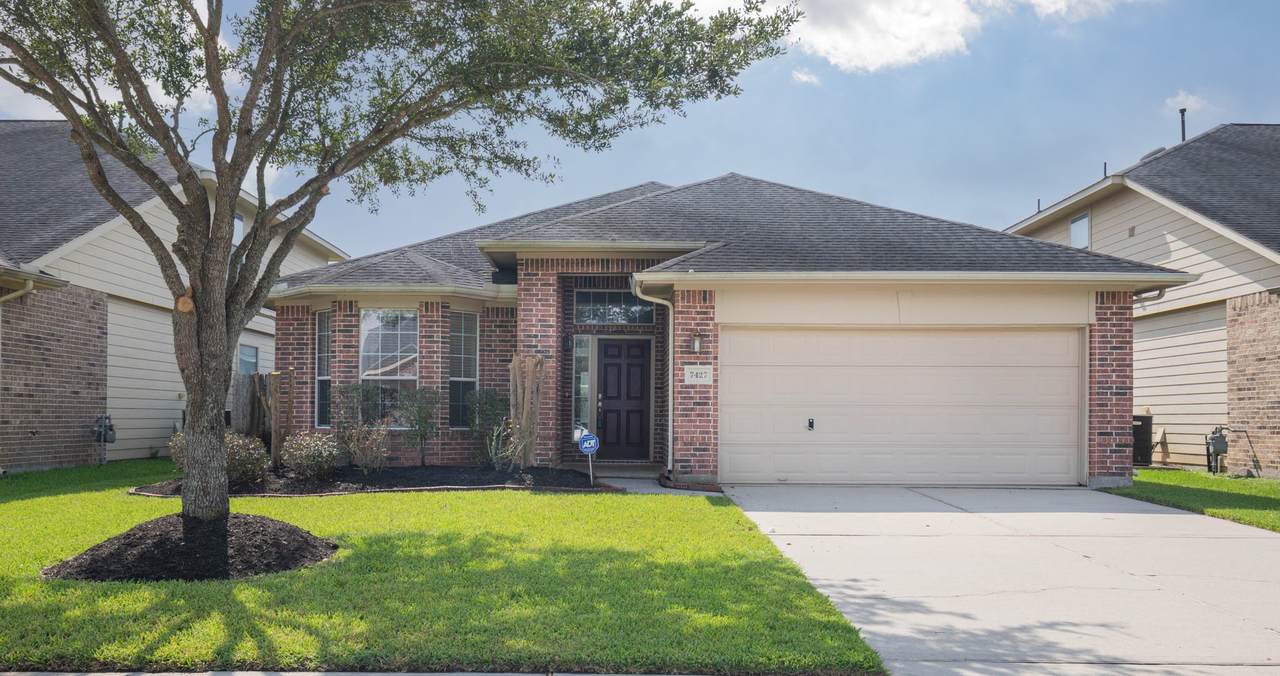 7427 Boerne Creek - Photo 1