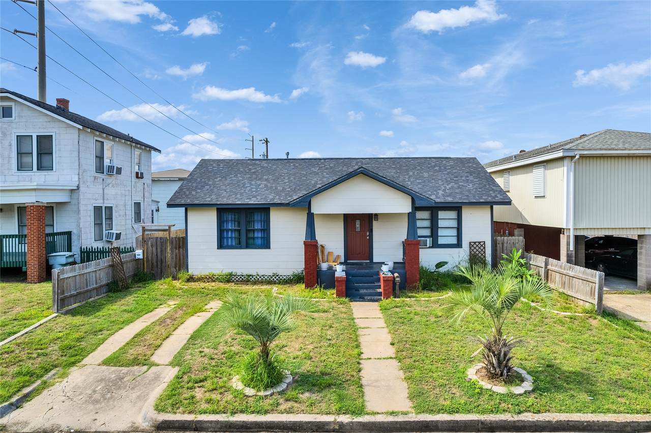 5224 Bernardo De Galvez - Photo 1