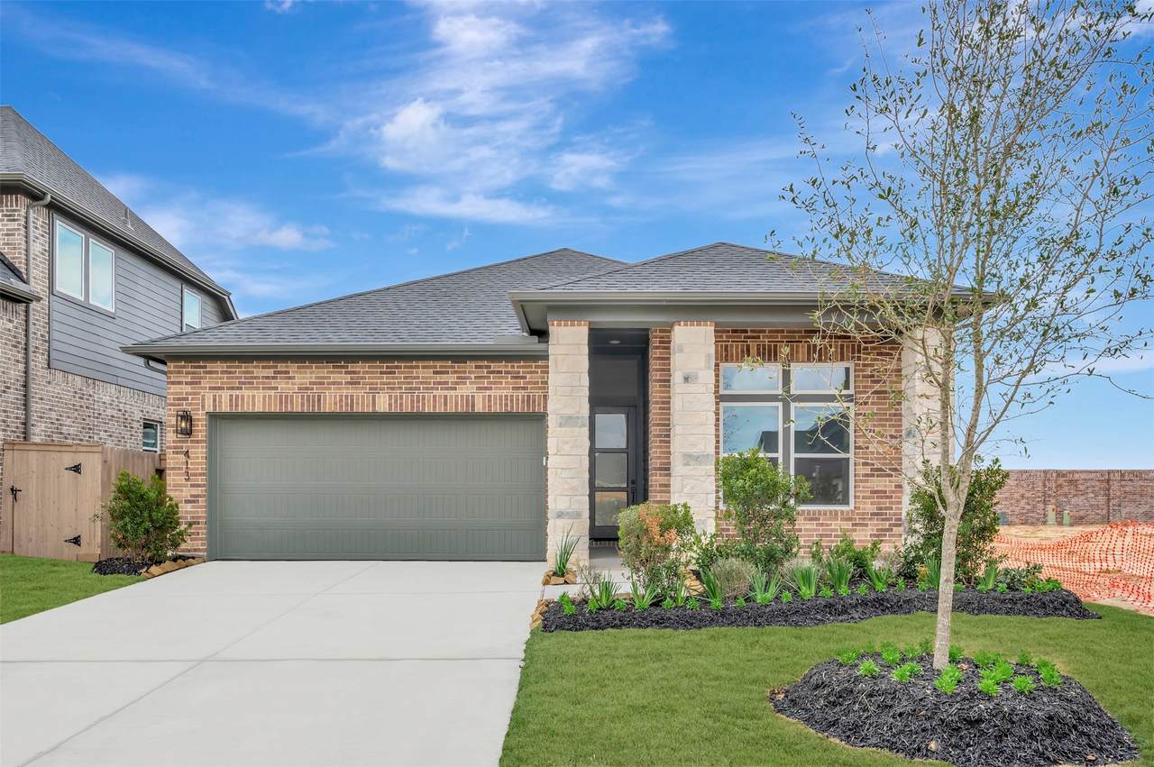 413 Wild Thicket Drive - Photo 1