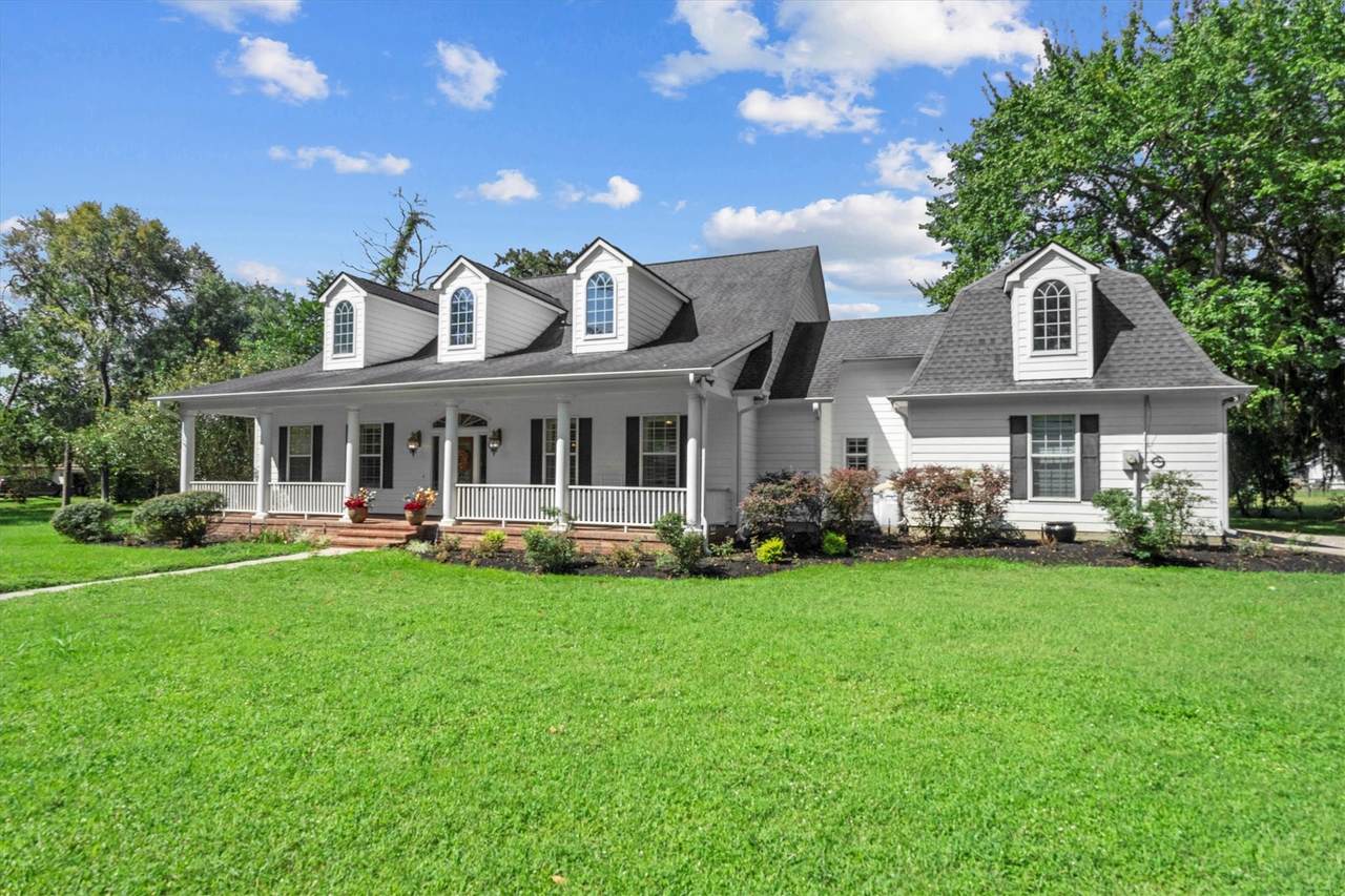 31627 Cedardale Street - Photo 1