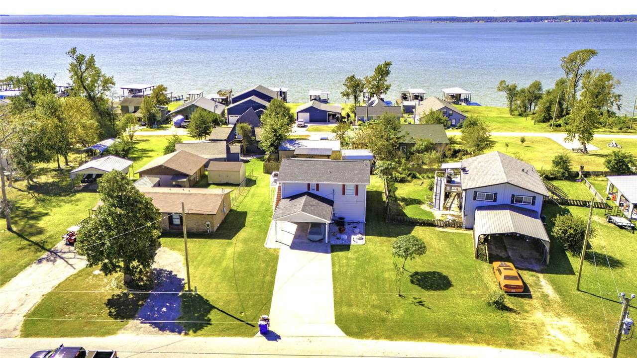 400 Shorthorn Dr - Photo 1