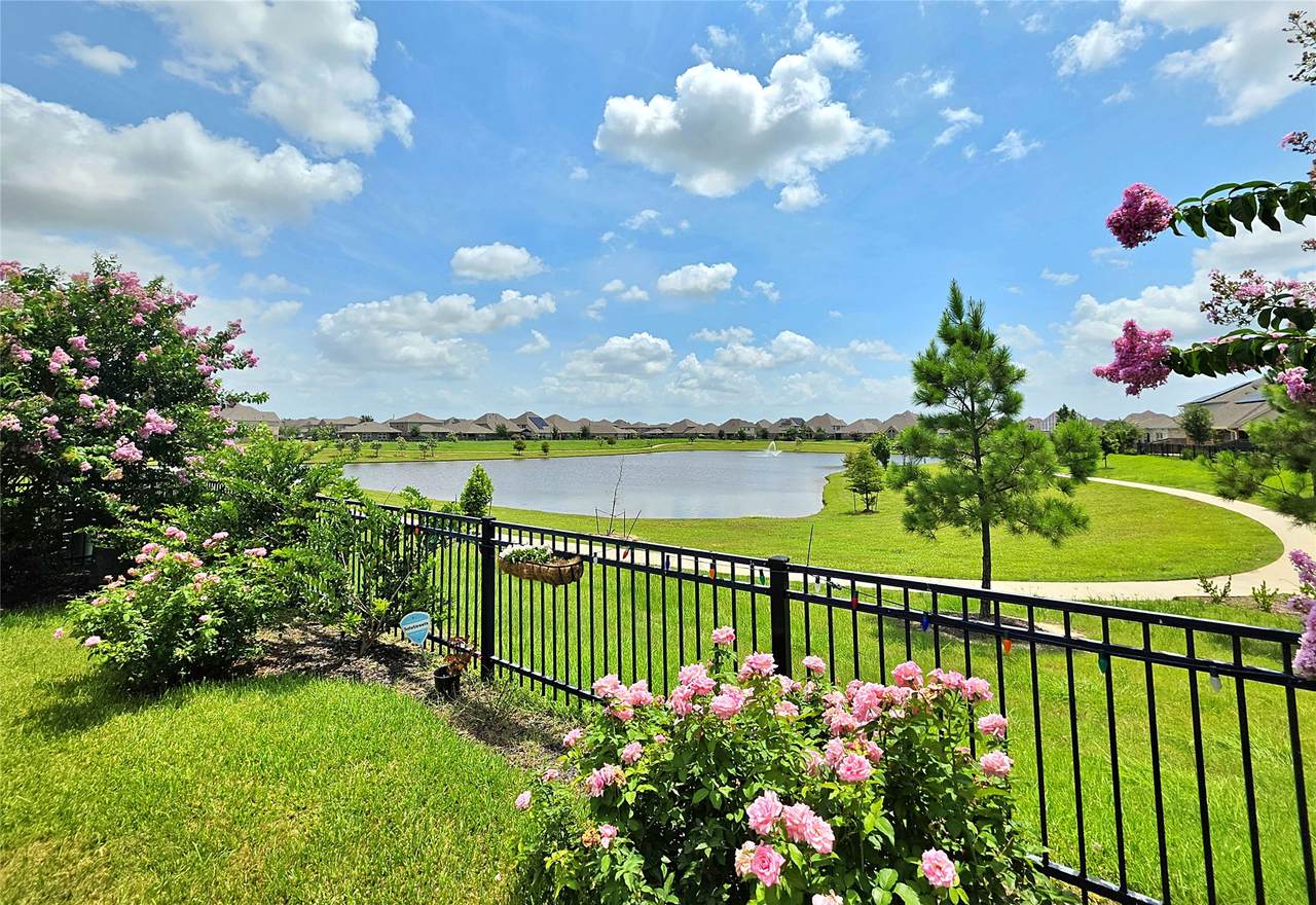 4218 Rocky Plains Lane - Photo 1