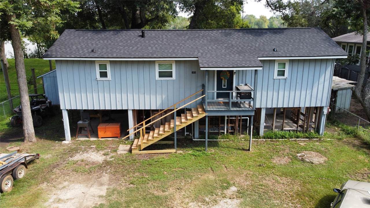 1813 County Road 1333 - Photo 1
