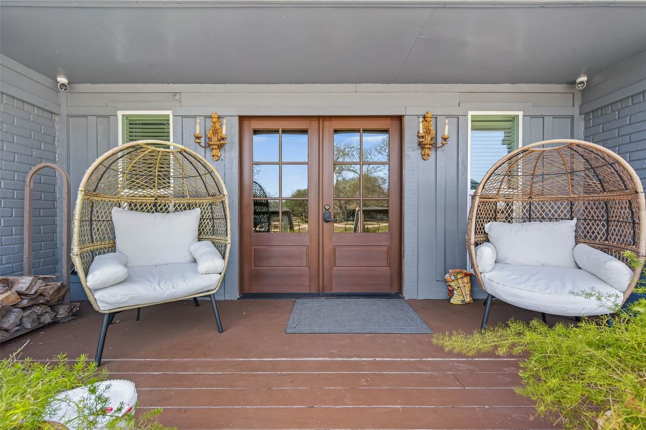 7019 Oak Lane - Photo 1