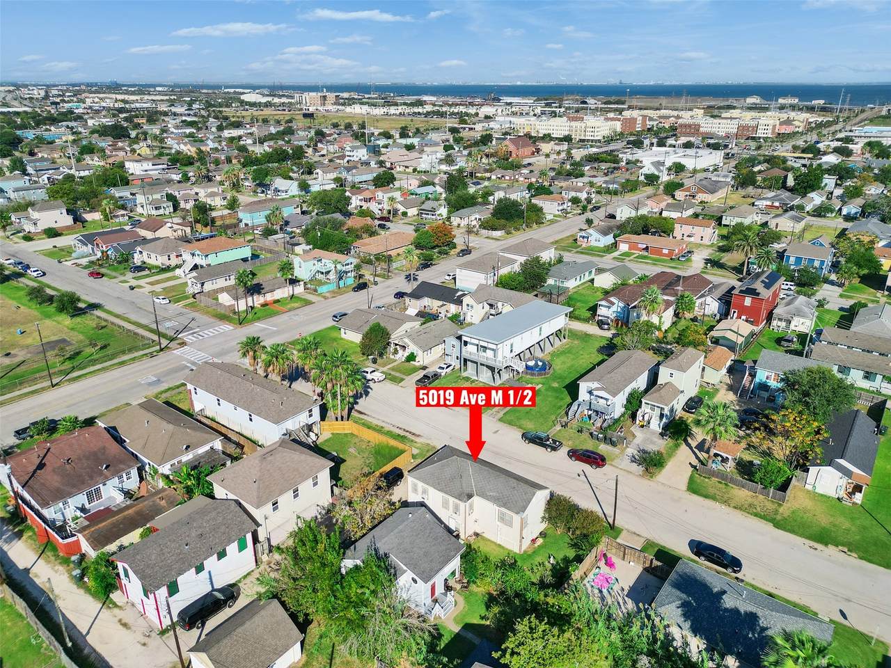 5019 Avenue M 1/2 - Photo 1