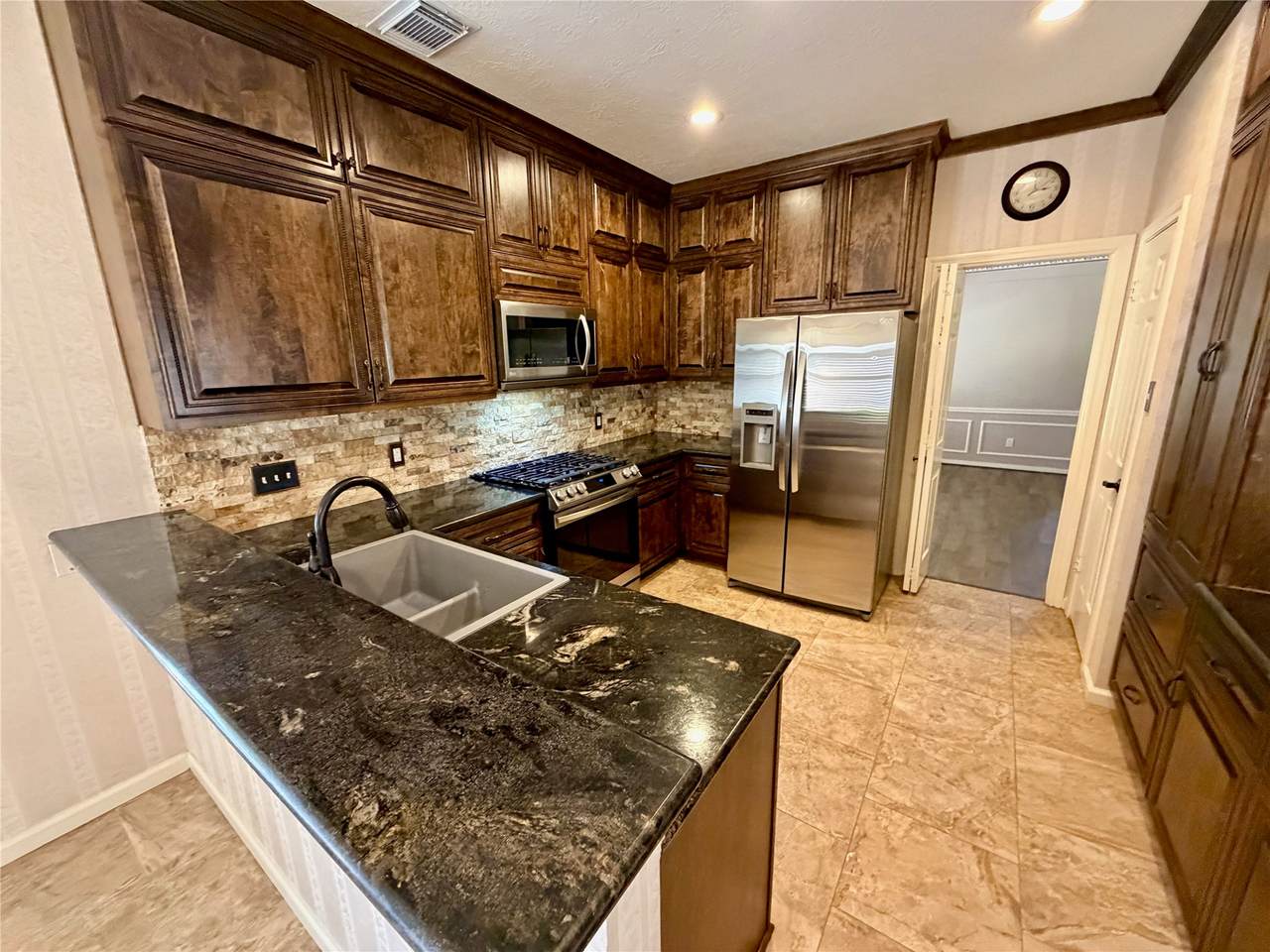 3214 Explorer Cove - Photo 1