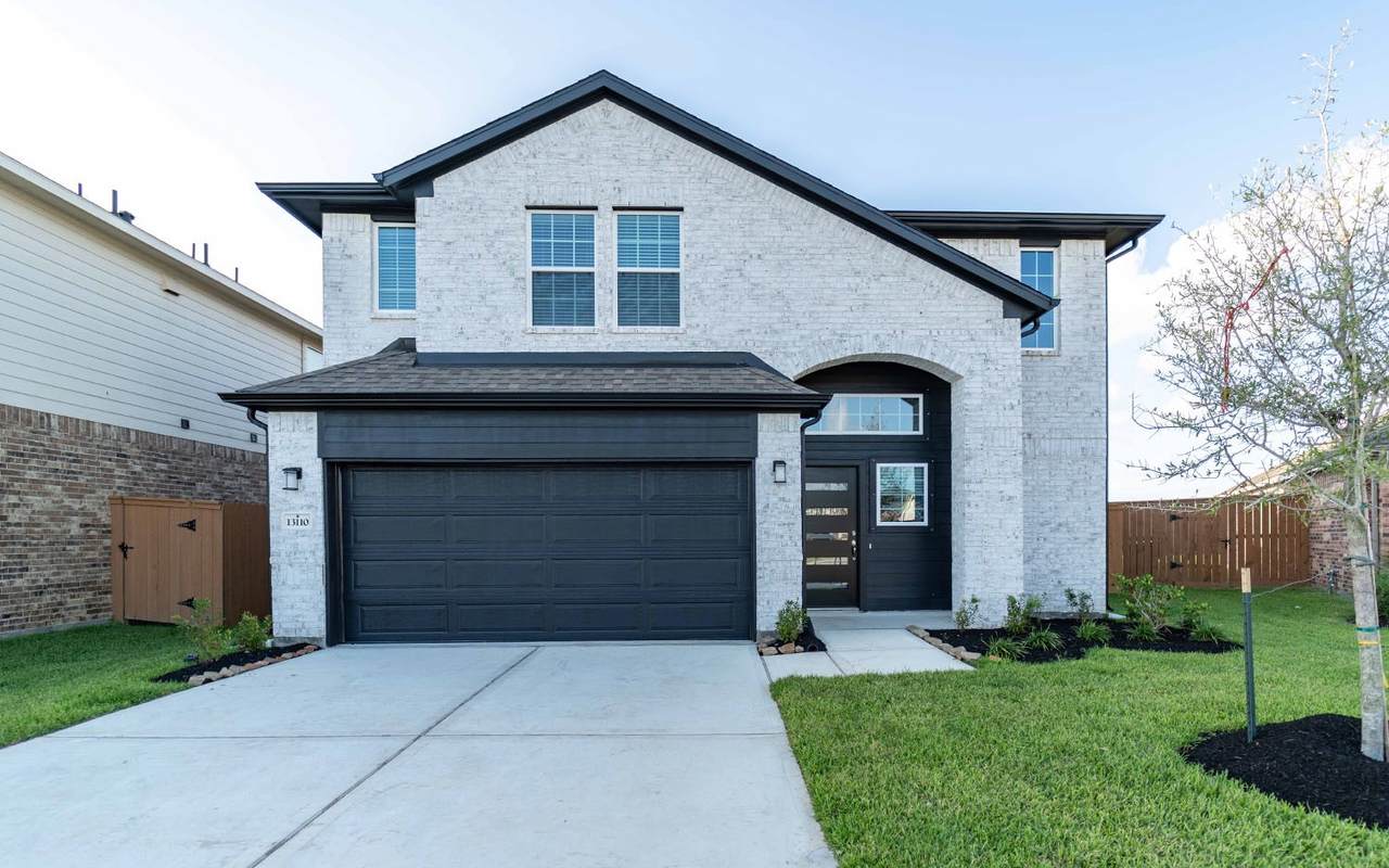 13110 Villa Sola Drive - Photo 1