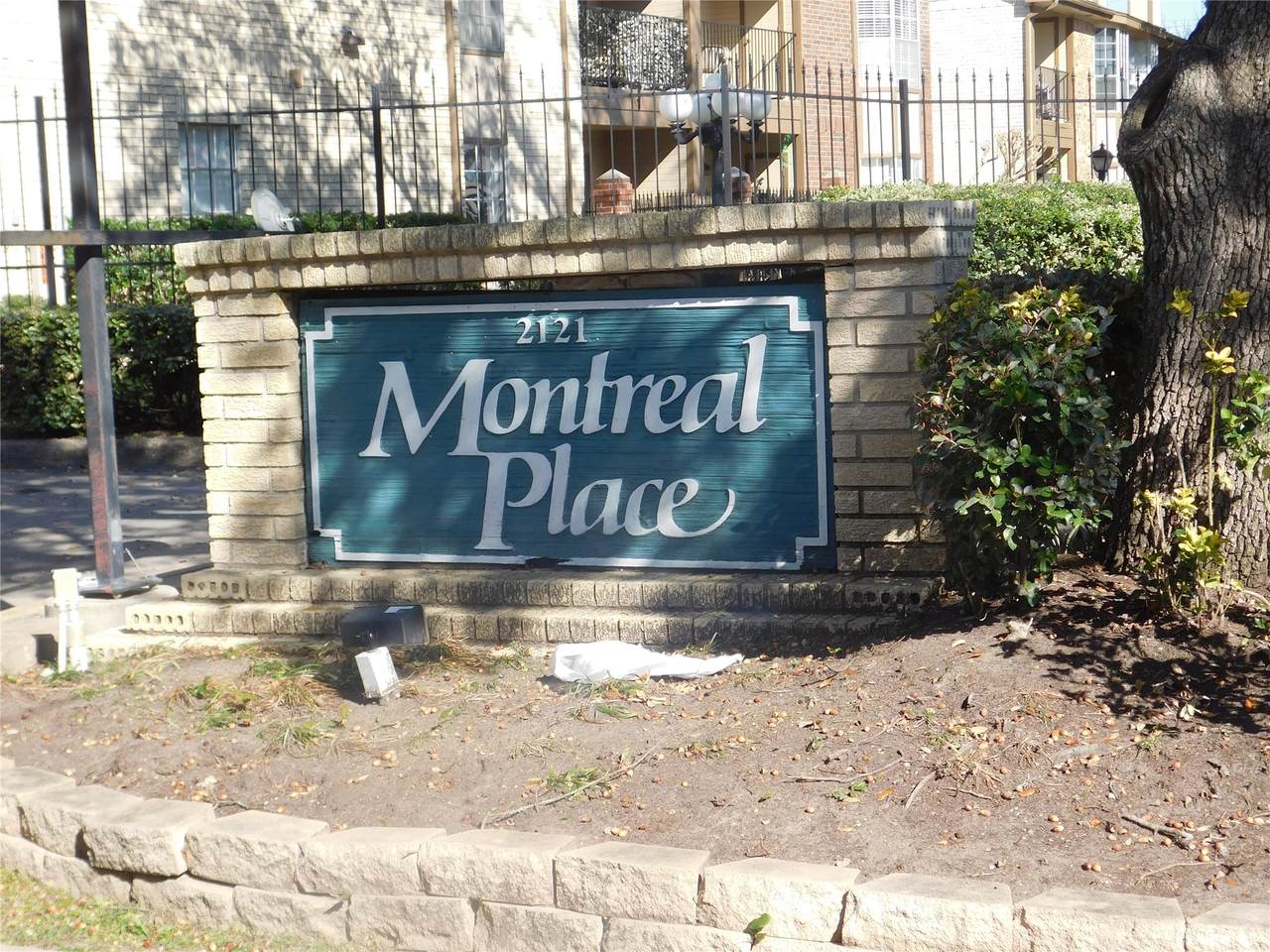 2121 Hepburn Street - Photo 1