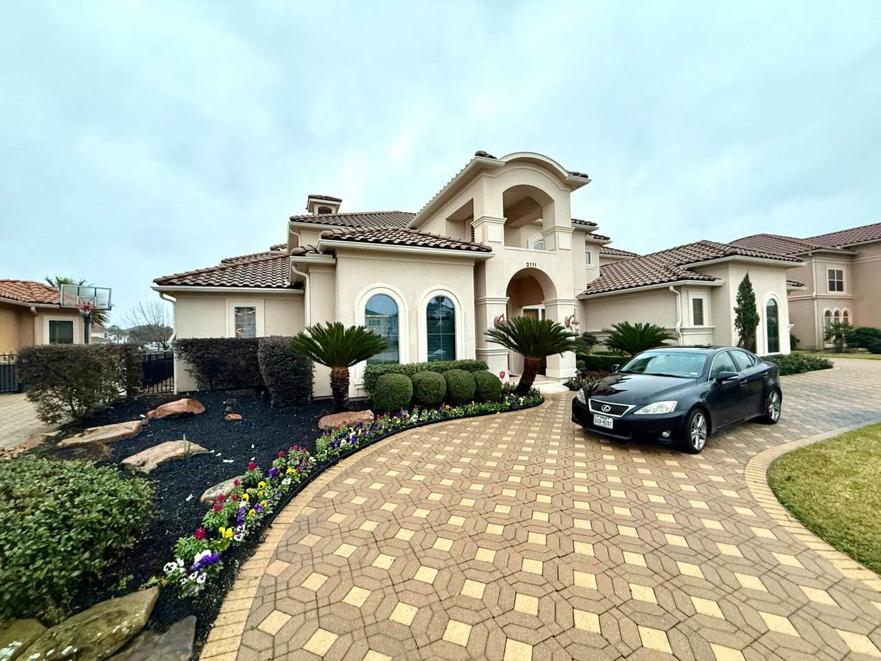 2111 Diamond Spring Drive - Photo 1