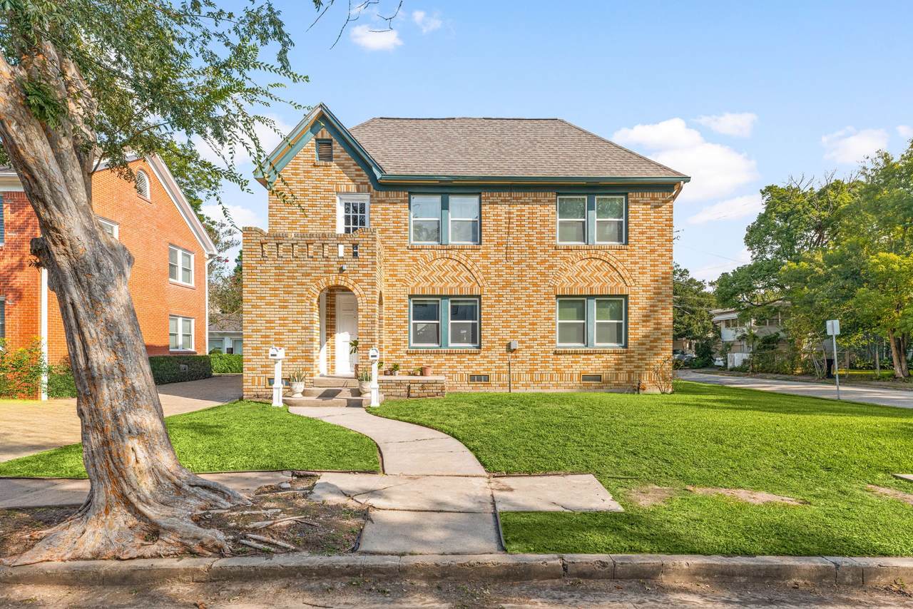 1202 Barkdull Street - Photo 1