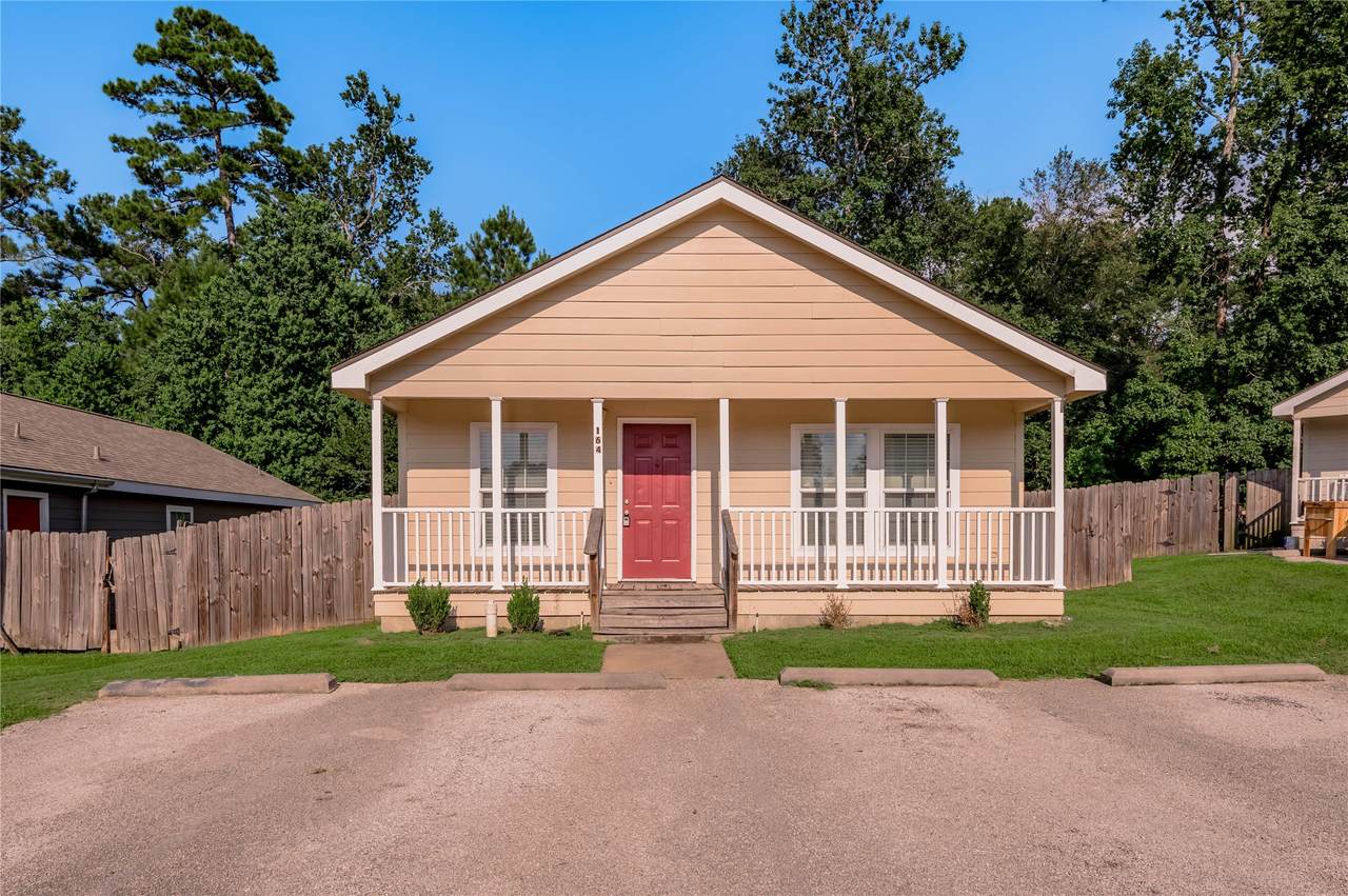 164 Varsity Drive - Photo 1