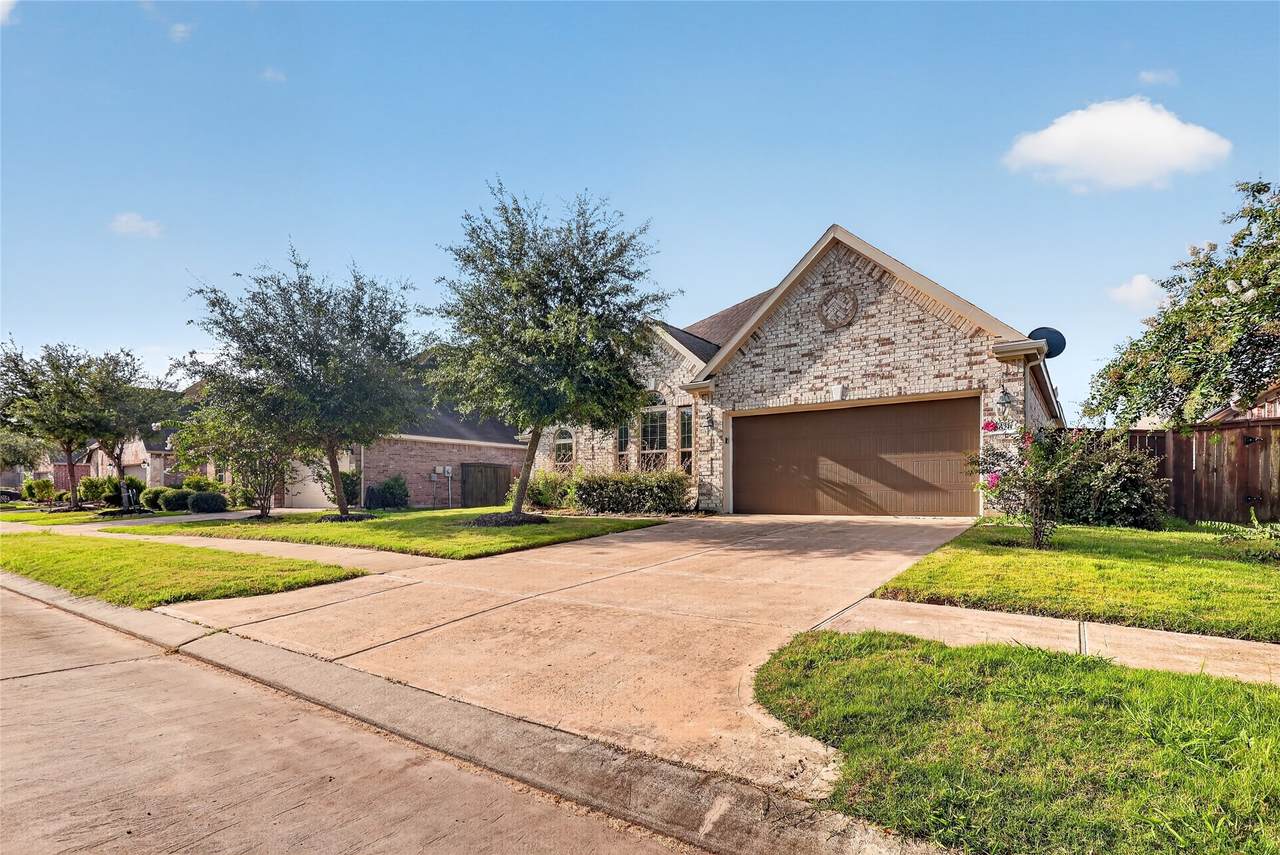 3626 Pasteur Lane - Photo 1