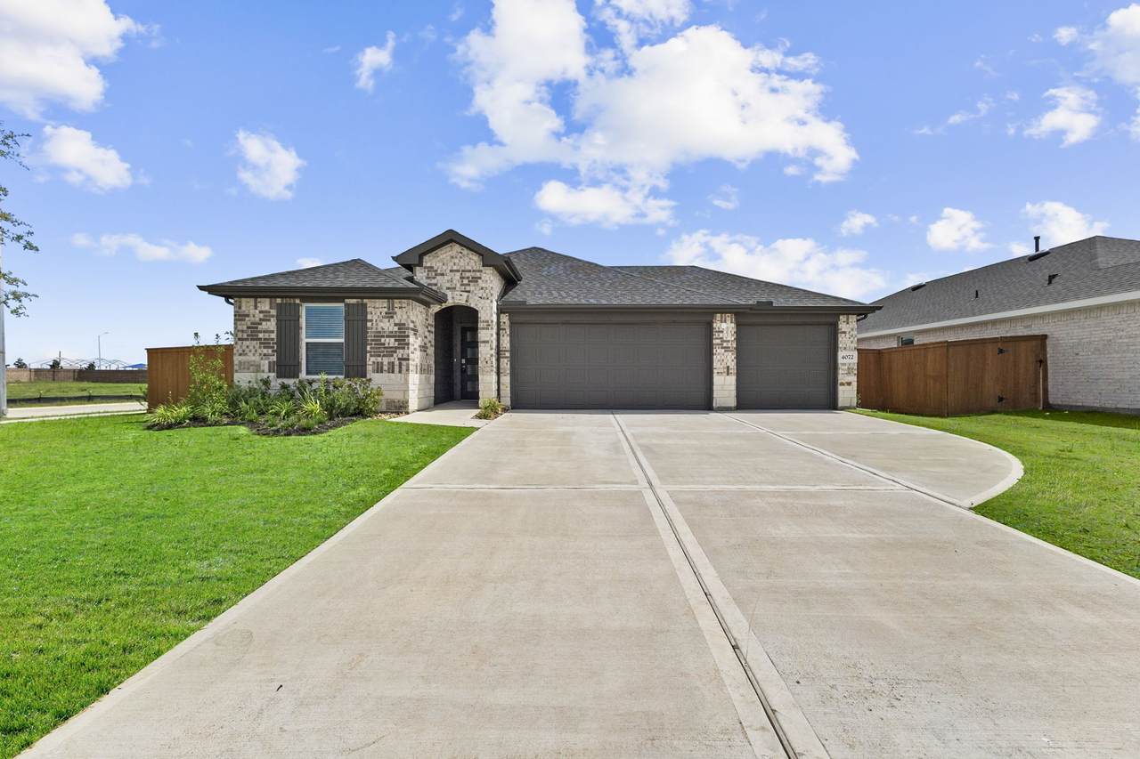 4072 Sun Burst Drive - Photo 1