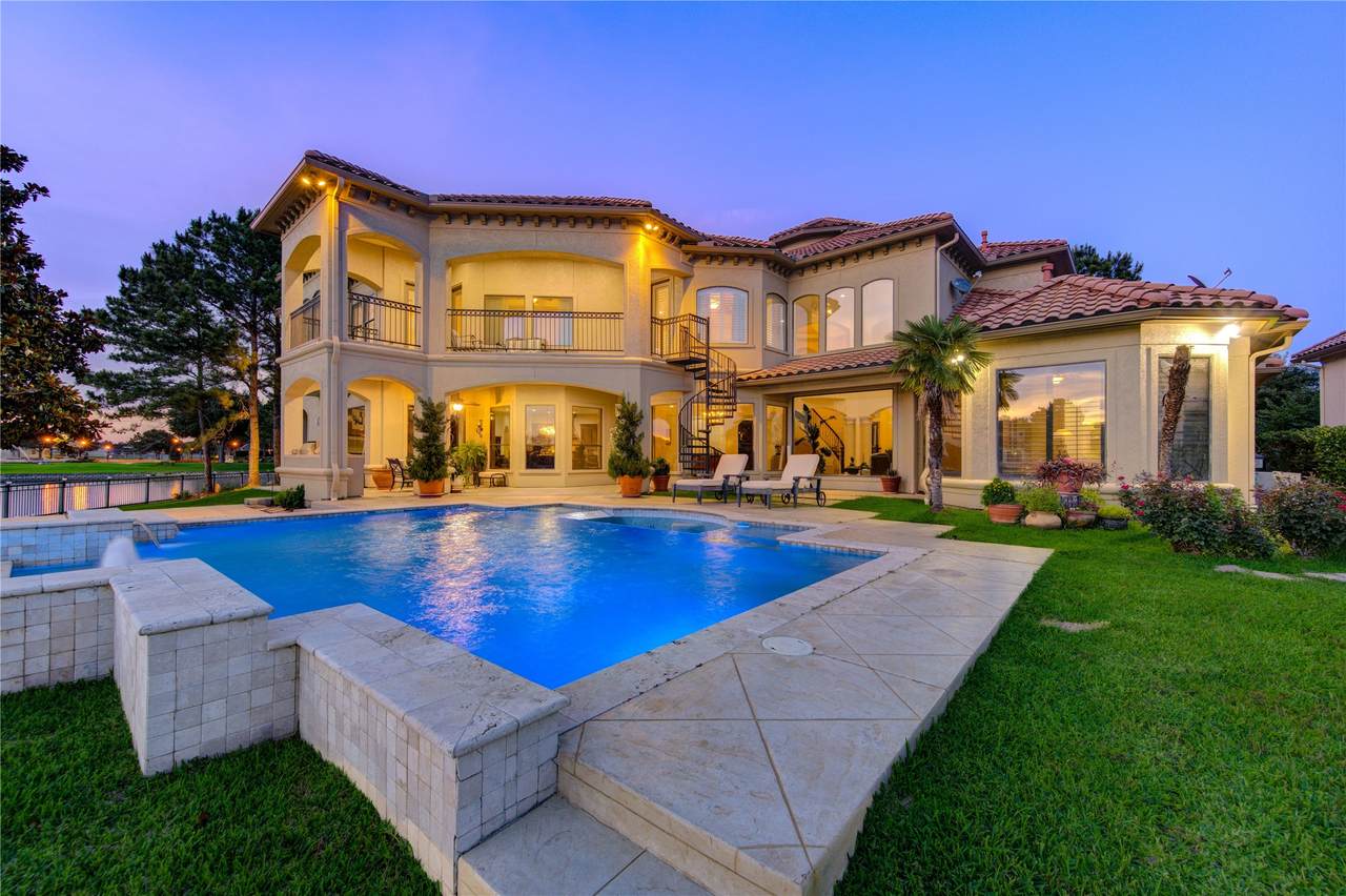 7615 San Clemente Point Court - Photo 1