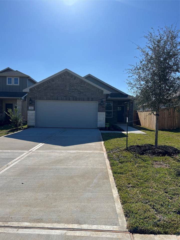 1709 Cayden Oak Ln - Photo 1