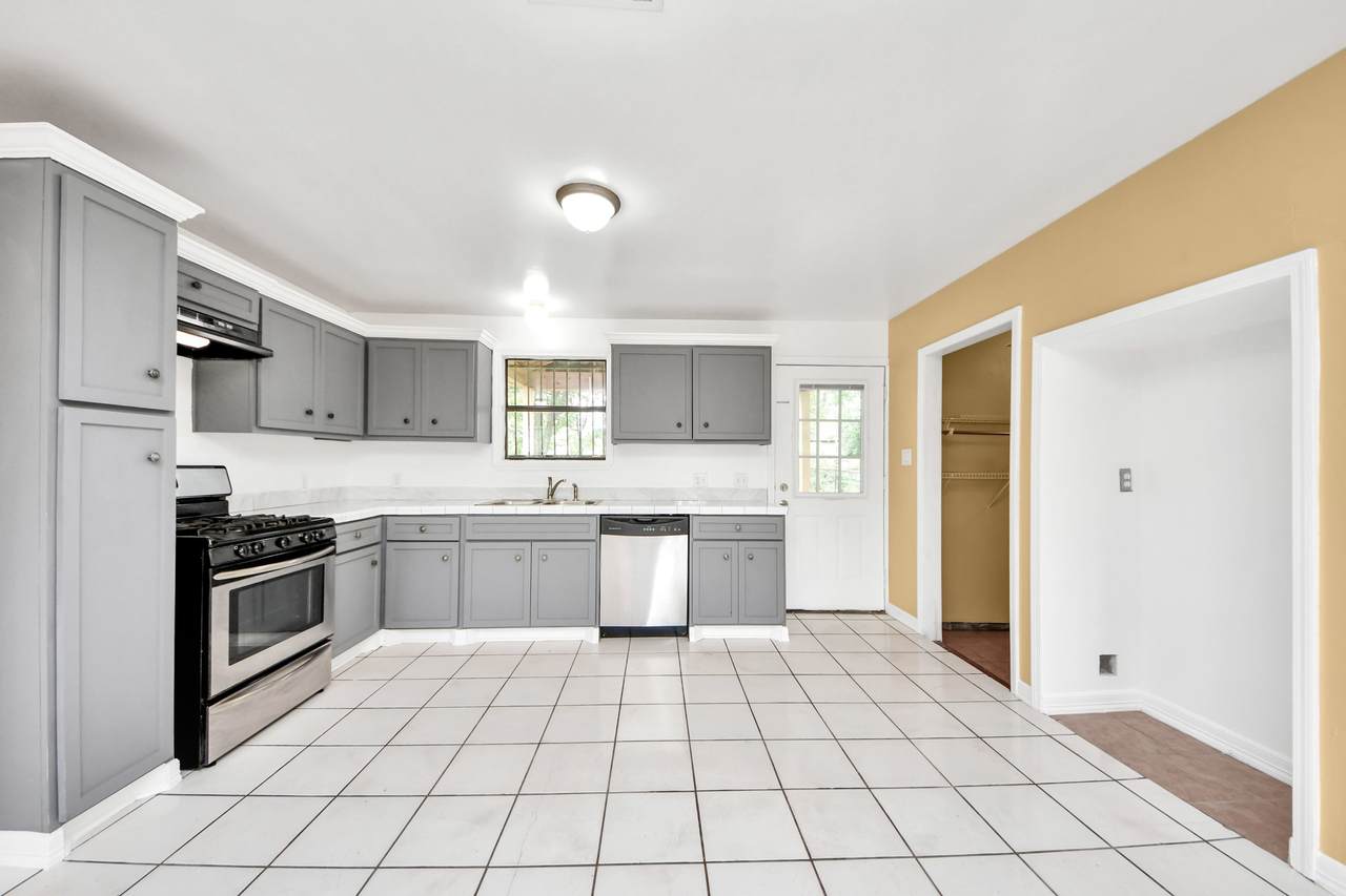 8830 Laura Koppe Road - Photo 1