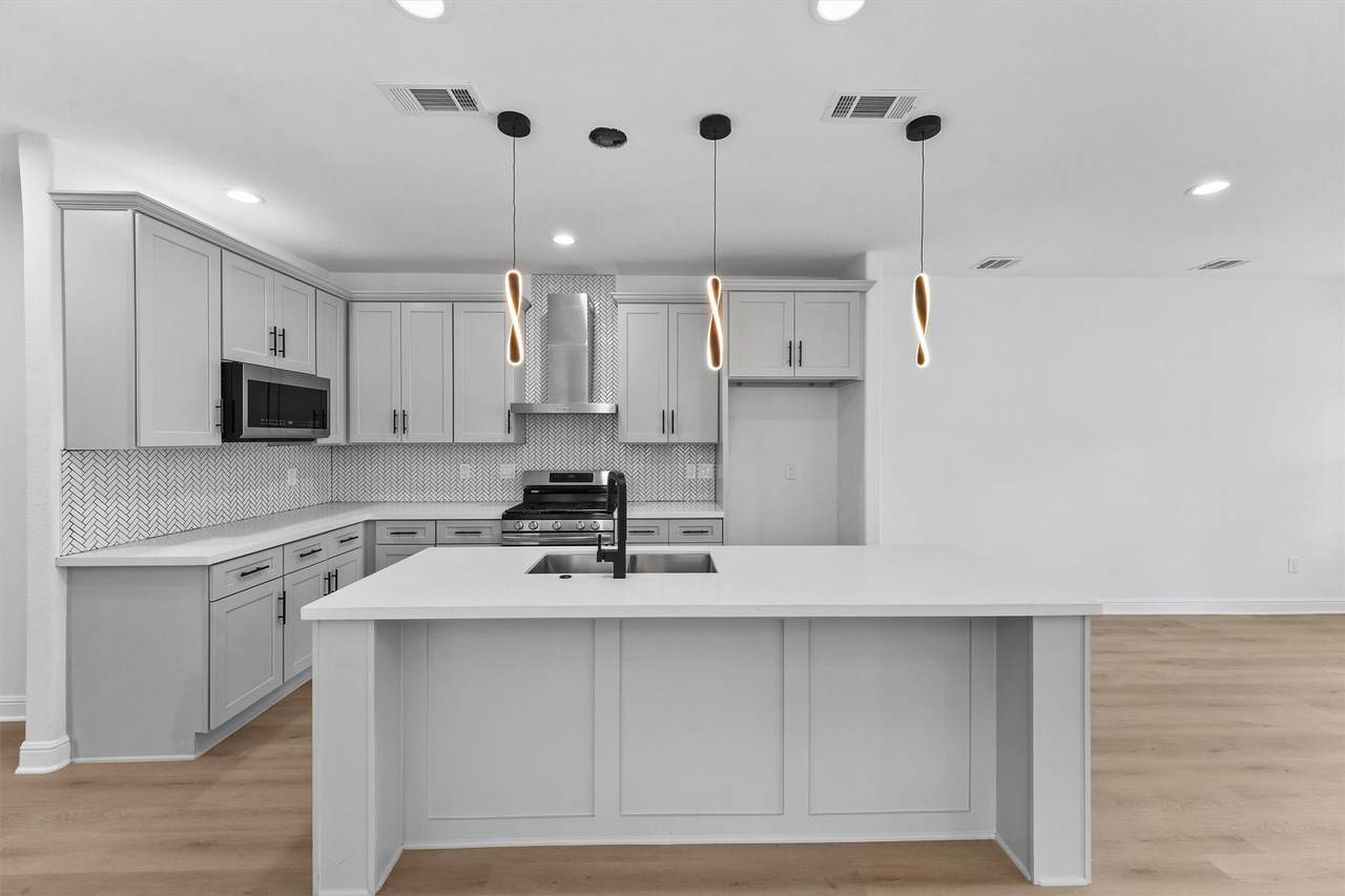 5013 Golden Forest Drive - Photo 1