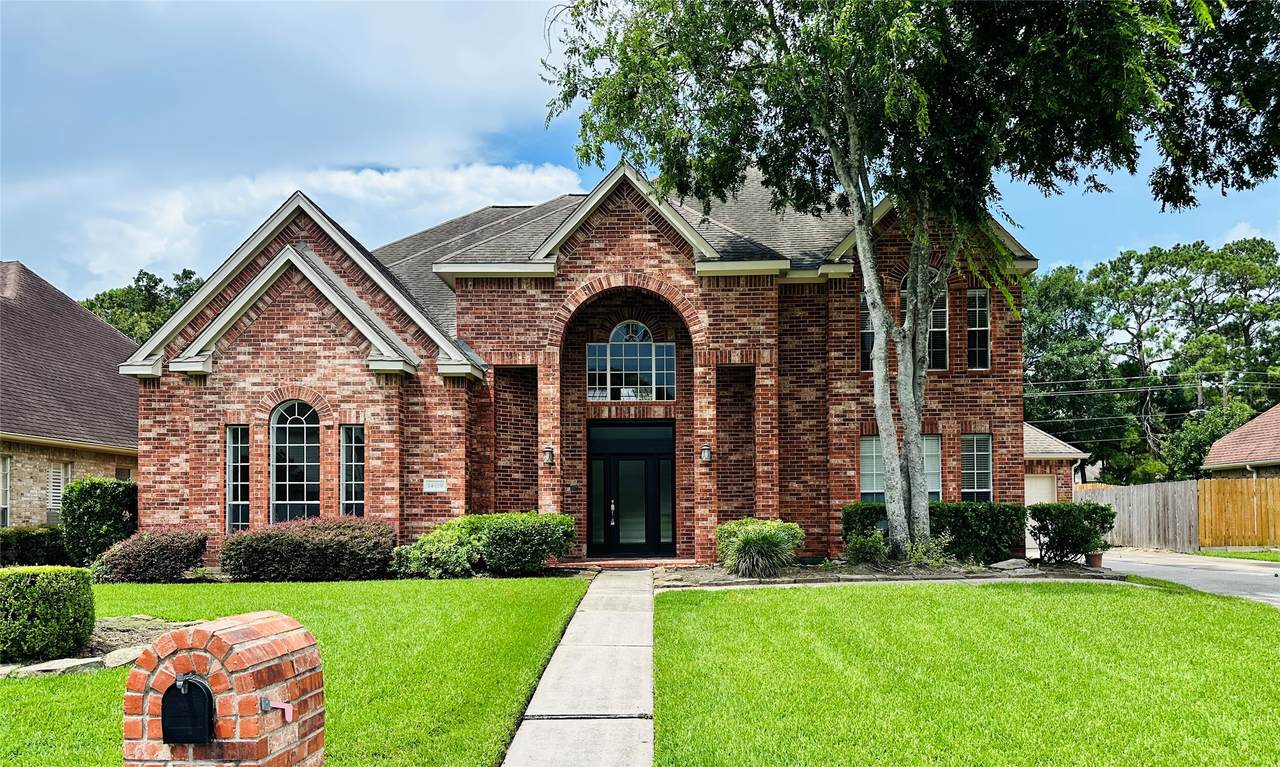 14919 Hyde Park Place - Photo 1