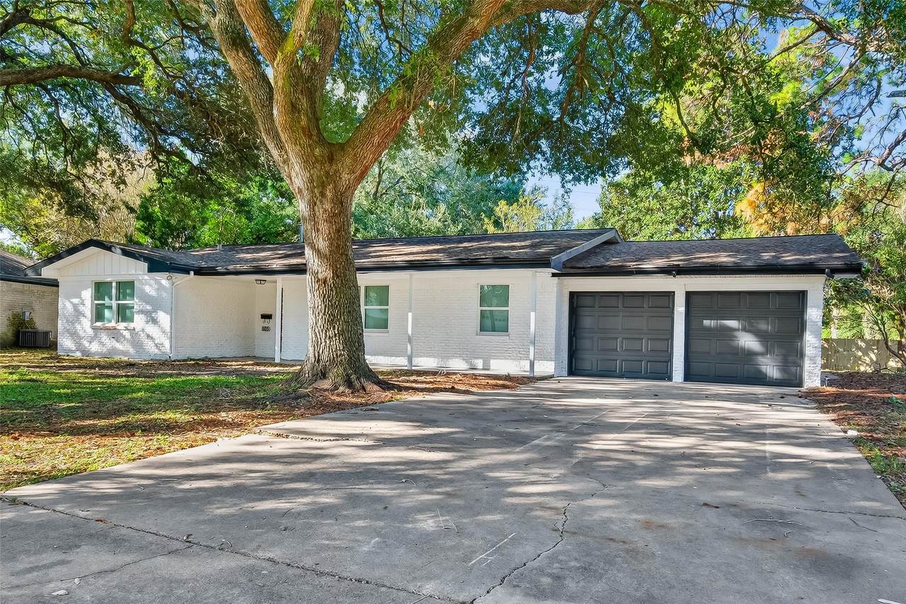 105 Longridge Drive - Photo 1