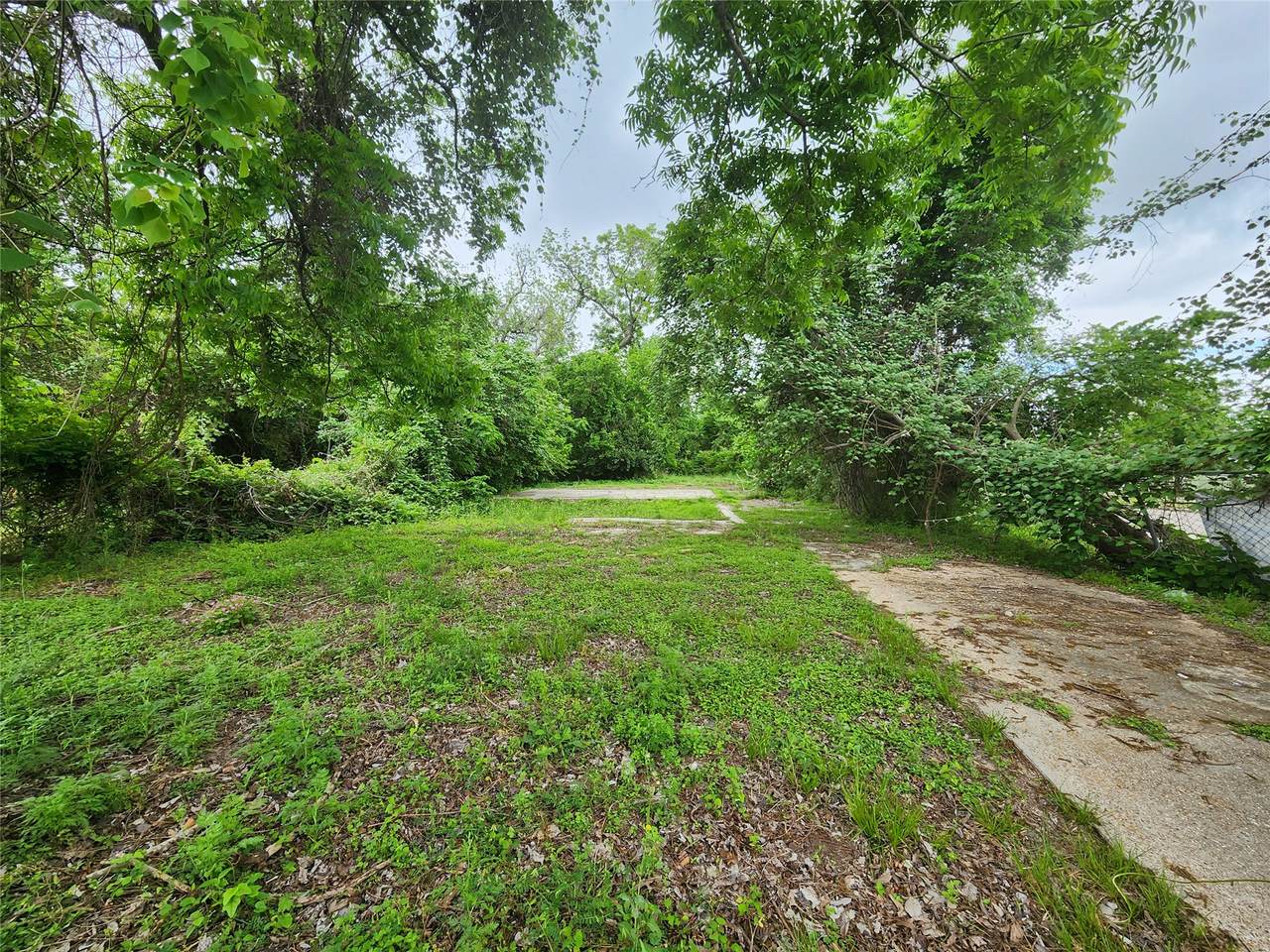 4338 Bond Street - Photo 1