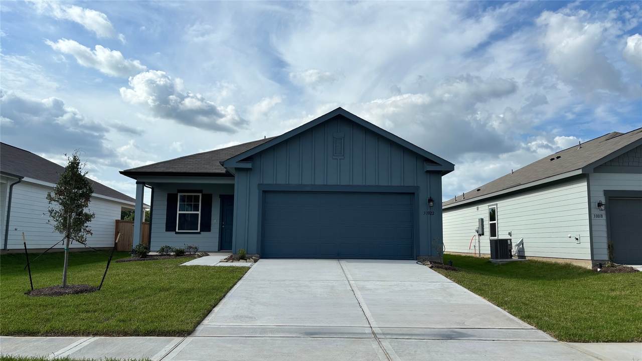 31022 Gayle Prairie Oaks Street - Photo 1