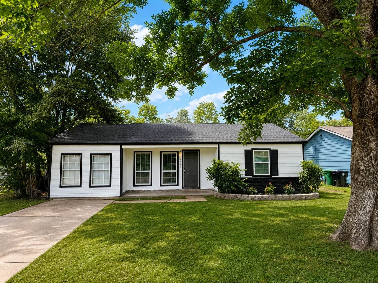 5715 Lakefield Drive - Photo 1