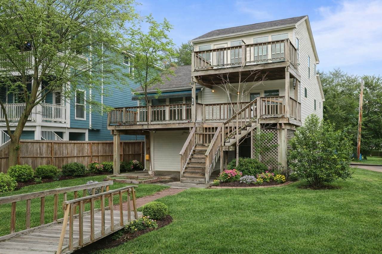 131 Oak Road - Photo 1