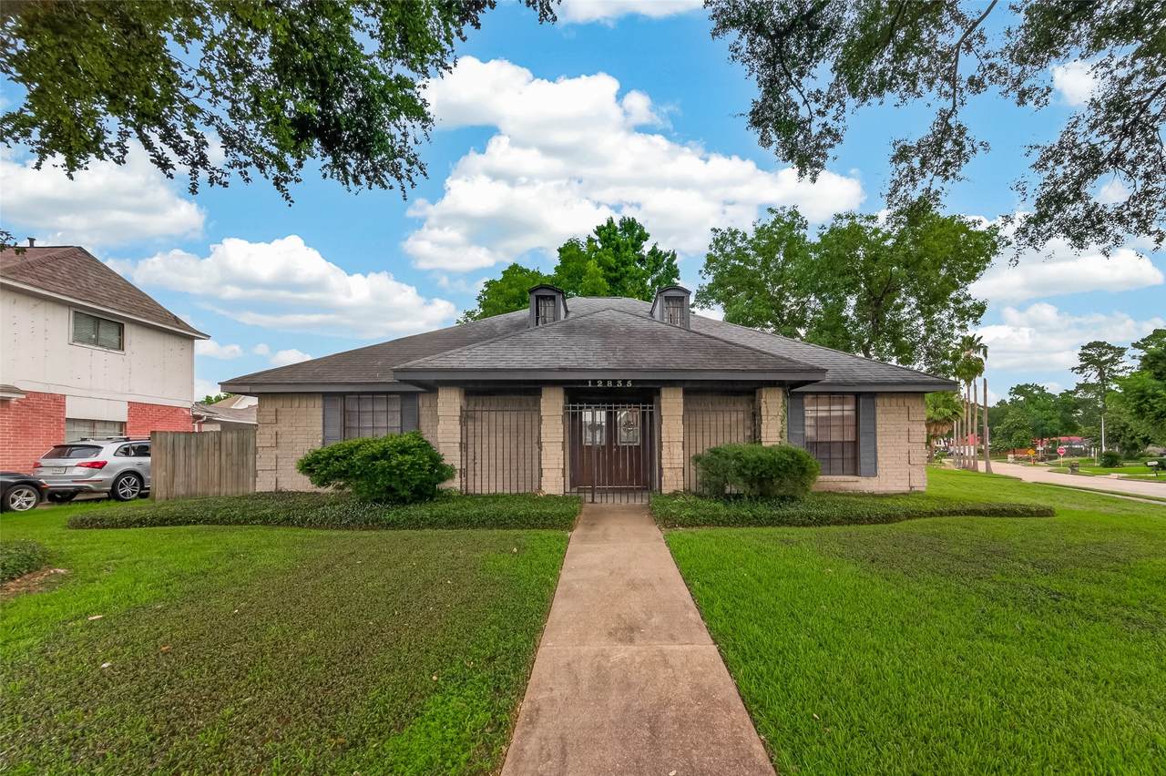 12835 Woodlite Lane - Photo 1