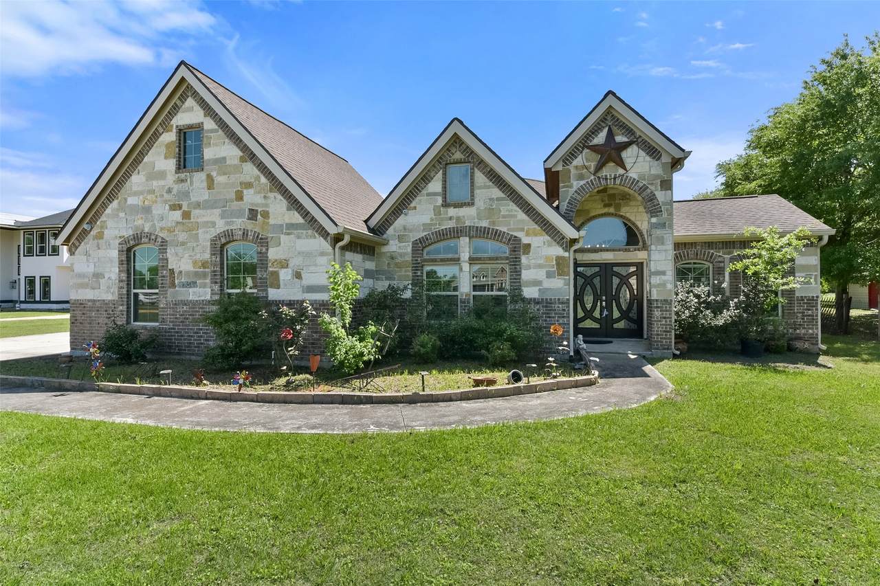 30805 Coco Street - Photo 1