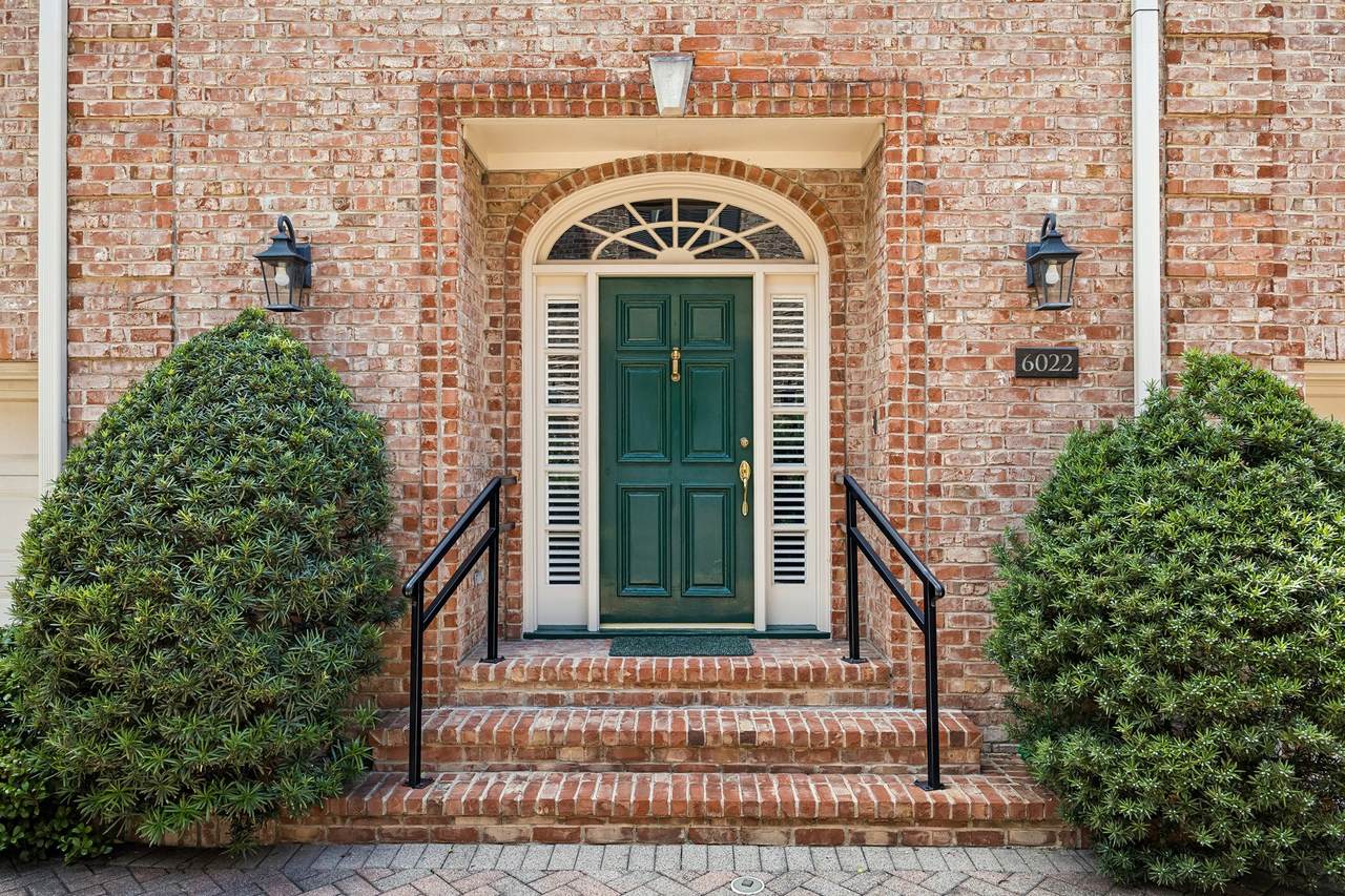 6022 Burgoyne Road - Photo 1
