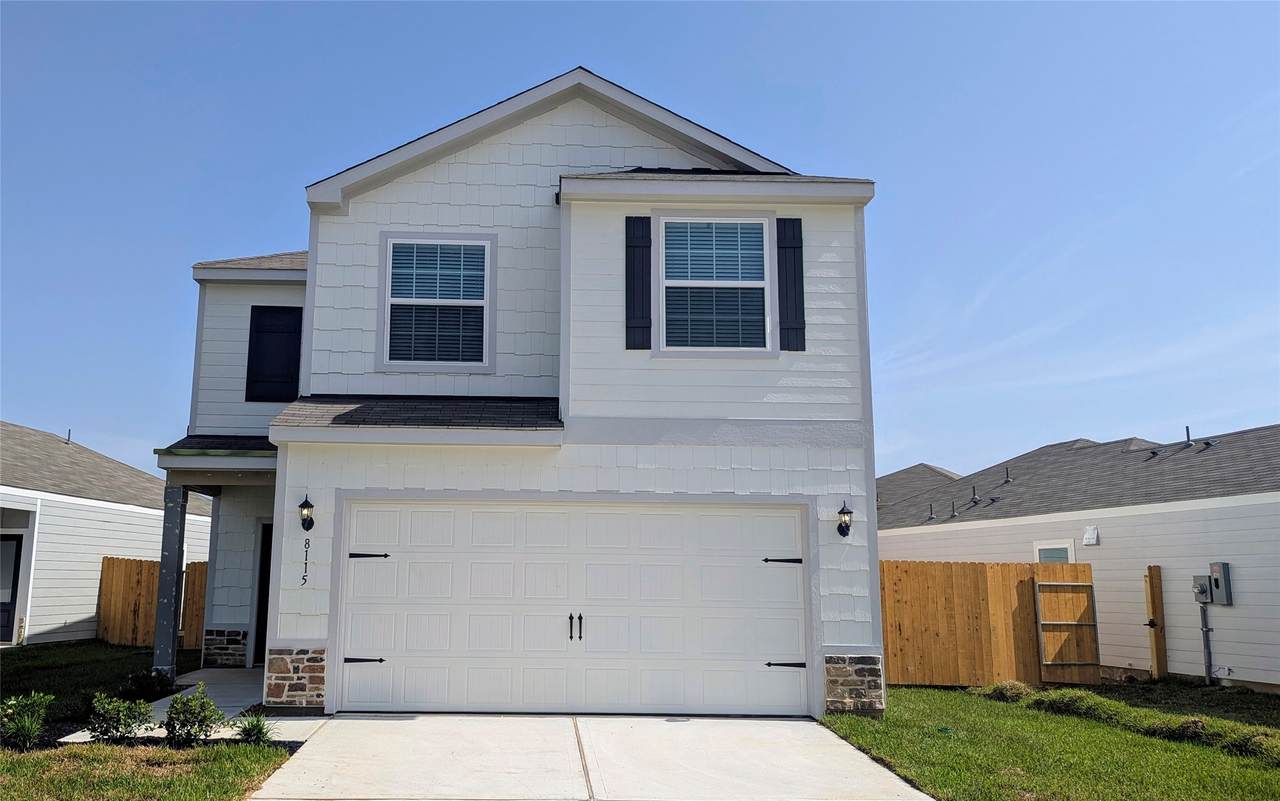 8115 Sunberry Shadow Drive - Photo 1