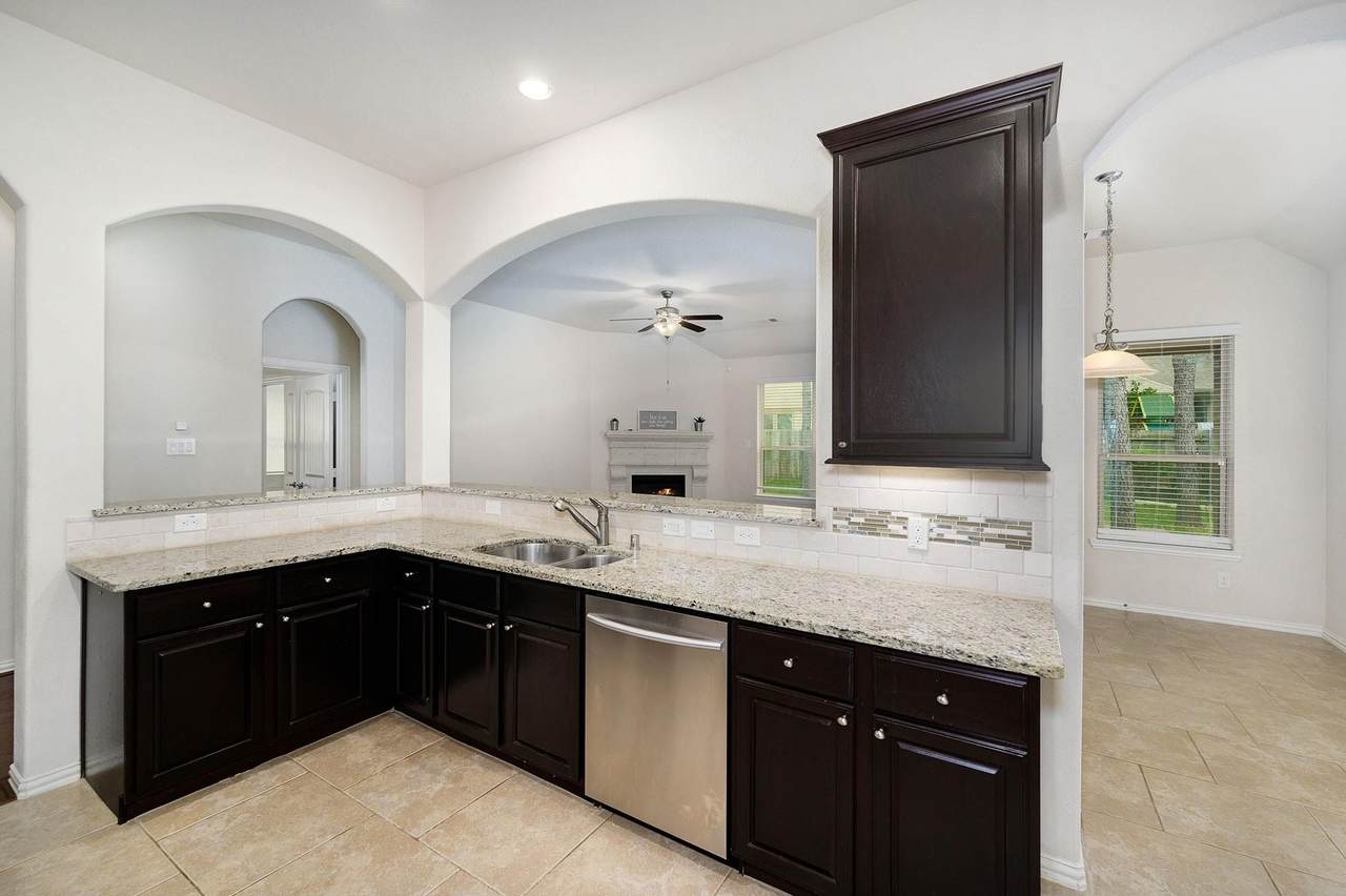 15 Sawbridge Circle - Photo 1