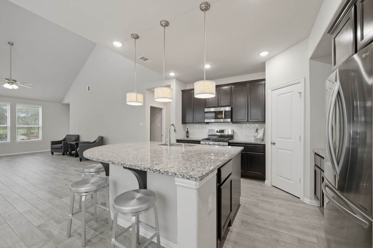 10602 Wagner Street - Photo 1