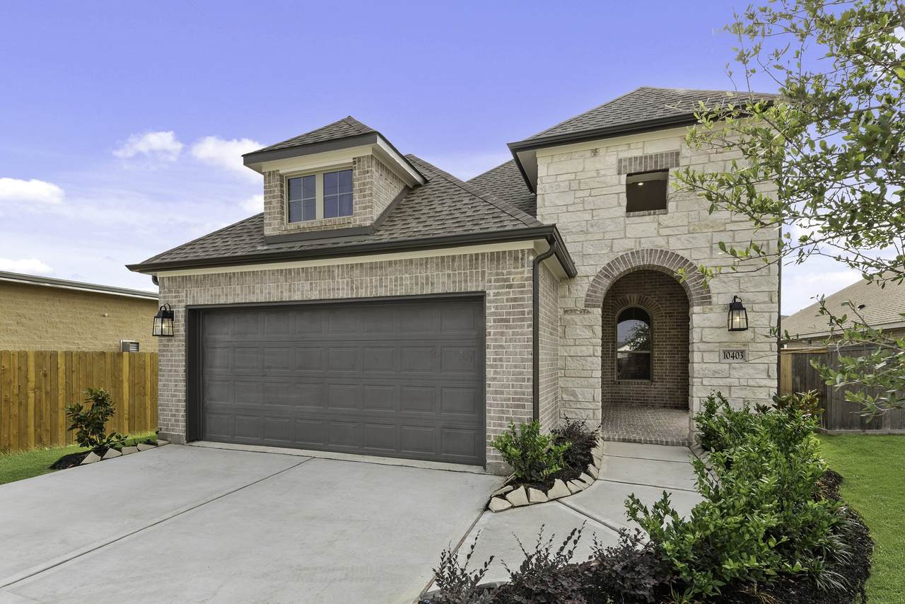 10403 Shining Dawn Way - Photo 1